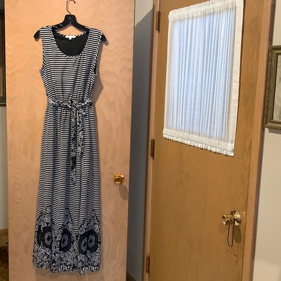 Maxi dress size XL with belt - Picture 1 of 7